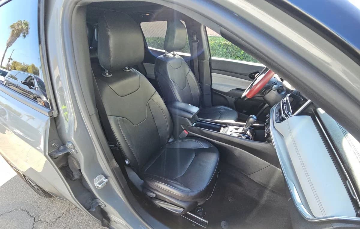 2023 JEEP COMPASS Limited 5