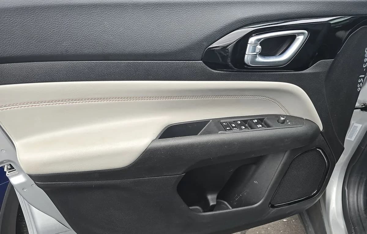 2025 JEEP COMPASS LIMITED 6