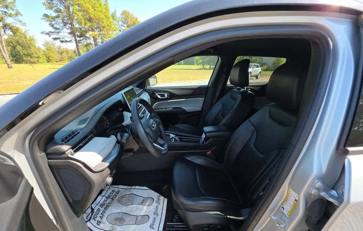 2025 JEEP COMPASS Limited 4