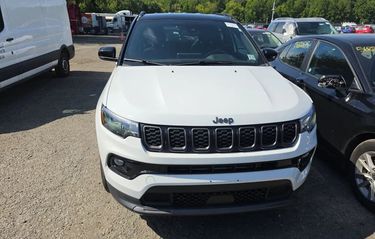 2026 JEEP COMPASS LIMITED Altitude 3