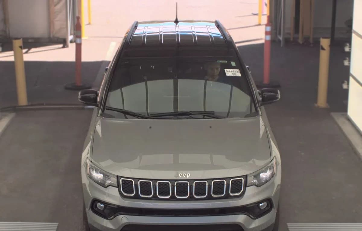 2023 JEEP COMPASS LIMITED 3