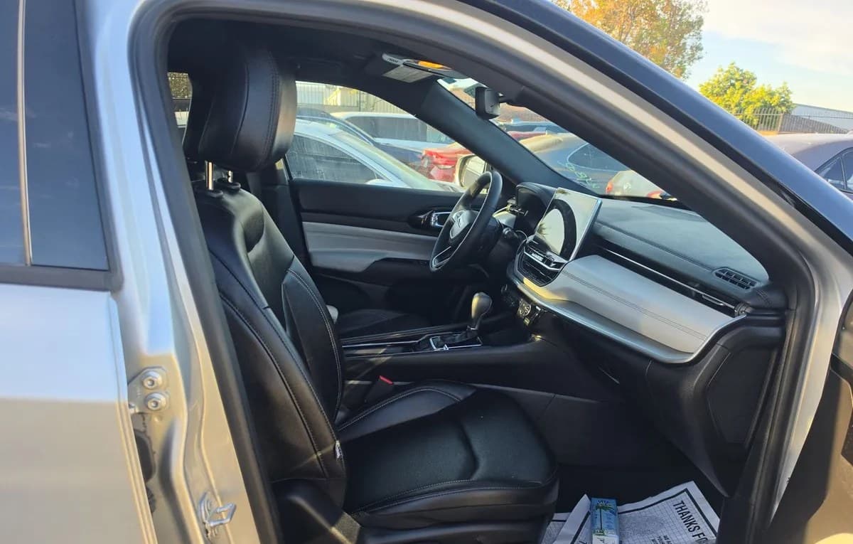 2025 JEEP COMPASS LIMITED 5