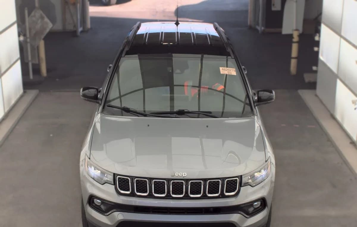 2023 JEEP COMPASS Limited 3