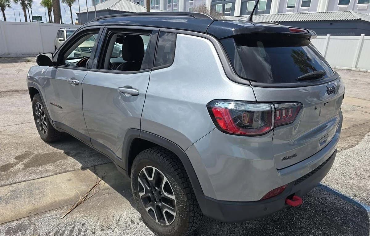 2021 JEEP COMPASS Trailhawk 3