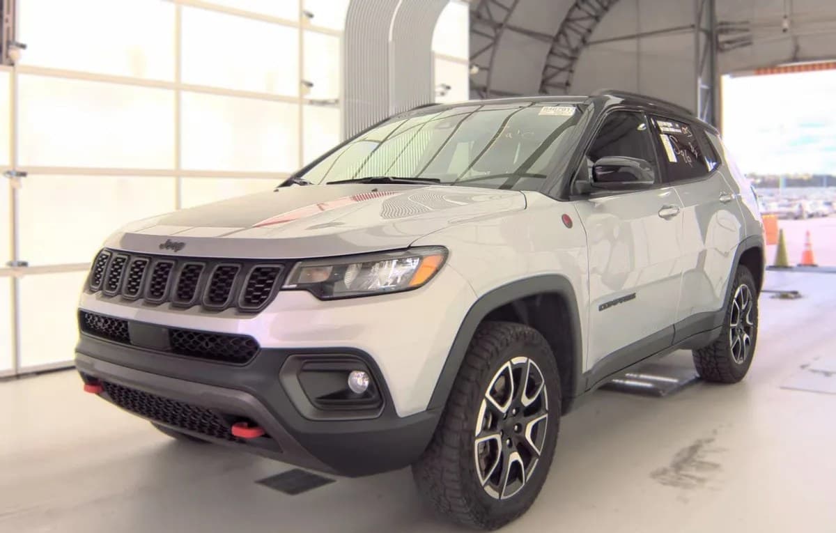2024 JEEP COMPASS Trailhawk 2