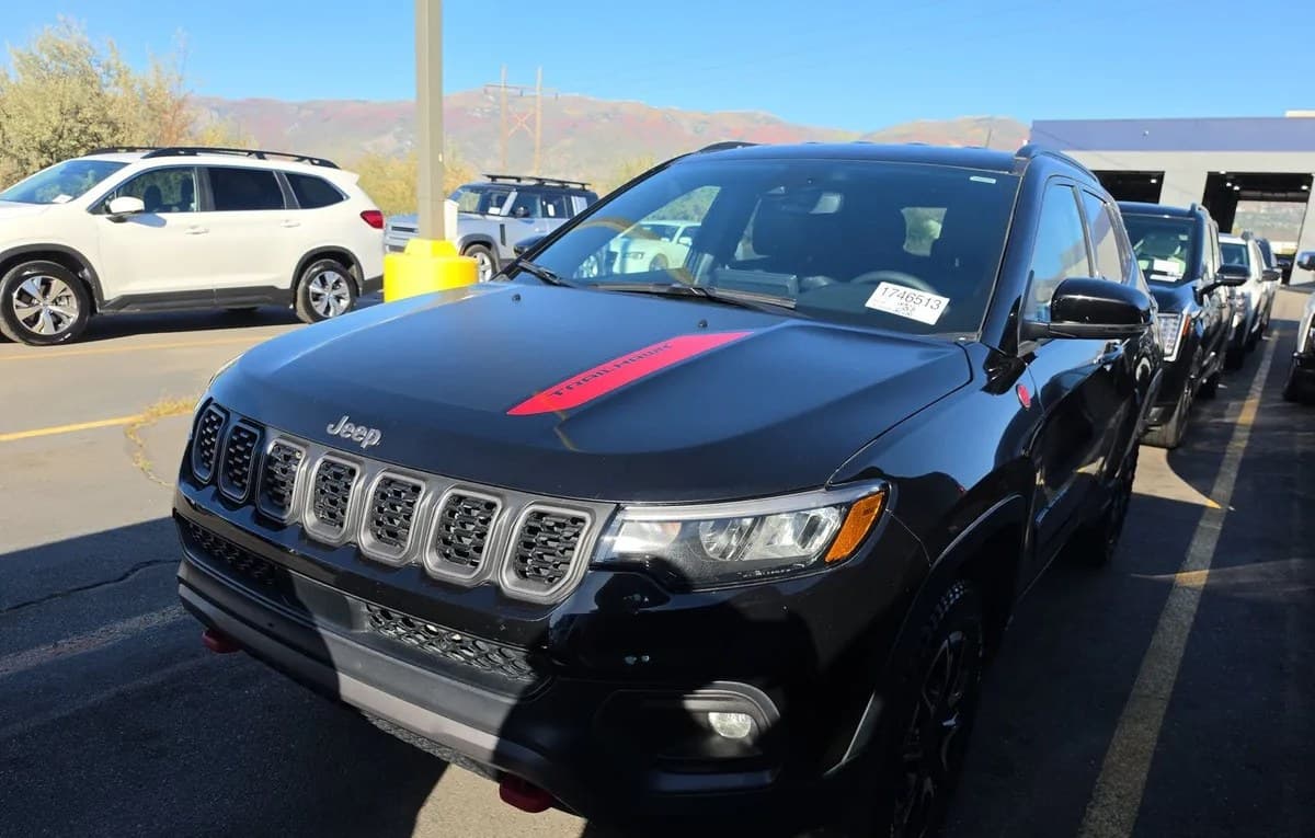 2025 JEEP COMPASS Trailhawk 2