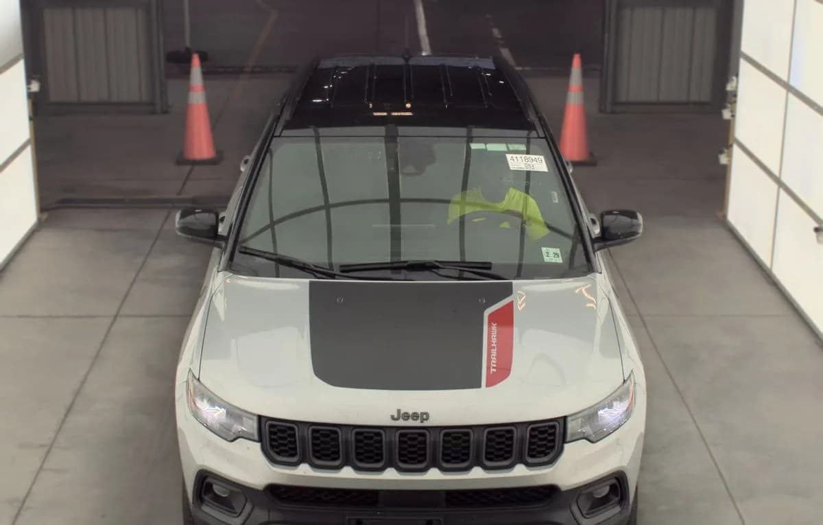 2025 JEEP COMPASS Trailhawk 3