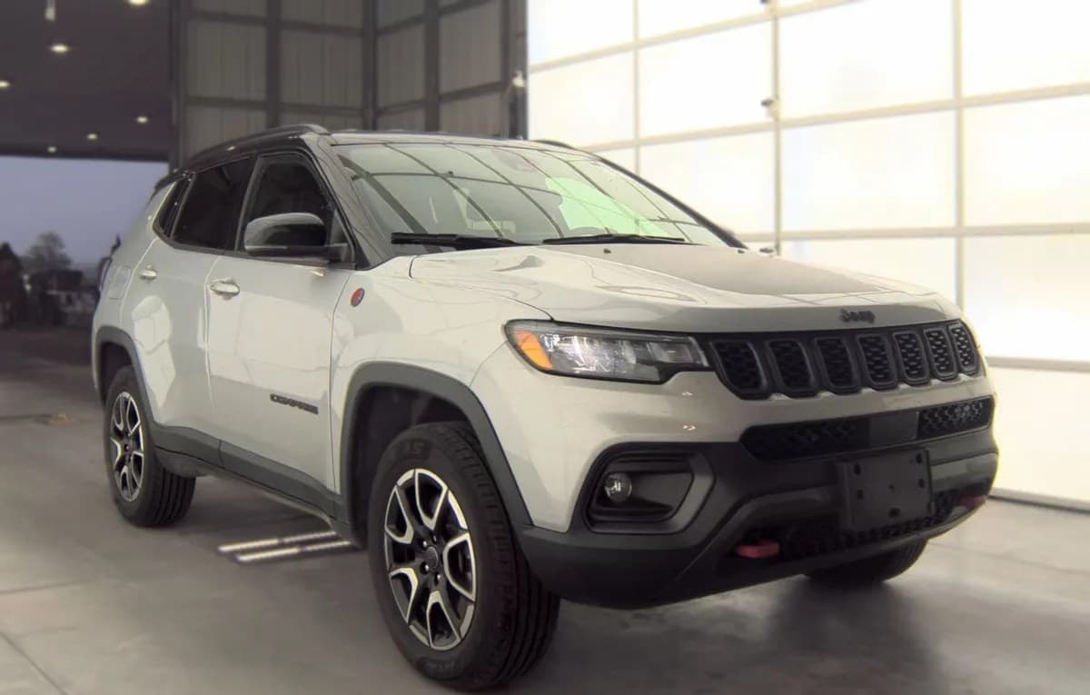 2025 JEEP COMPASS Trailhawk 4