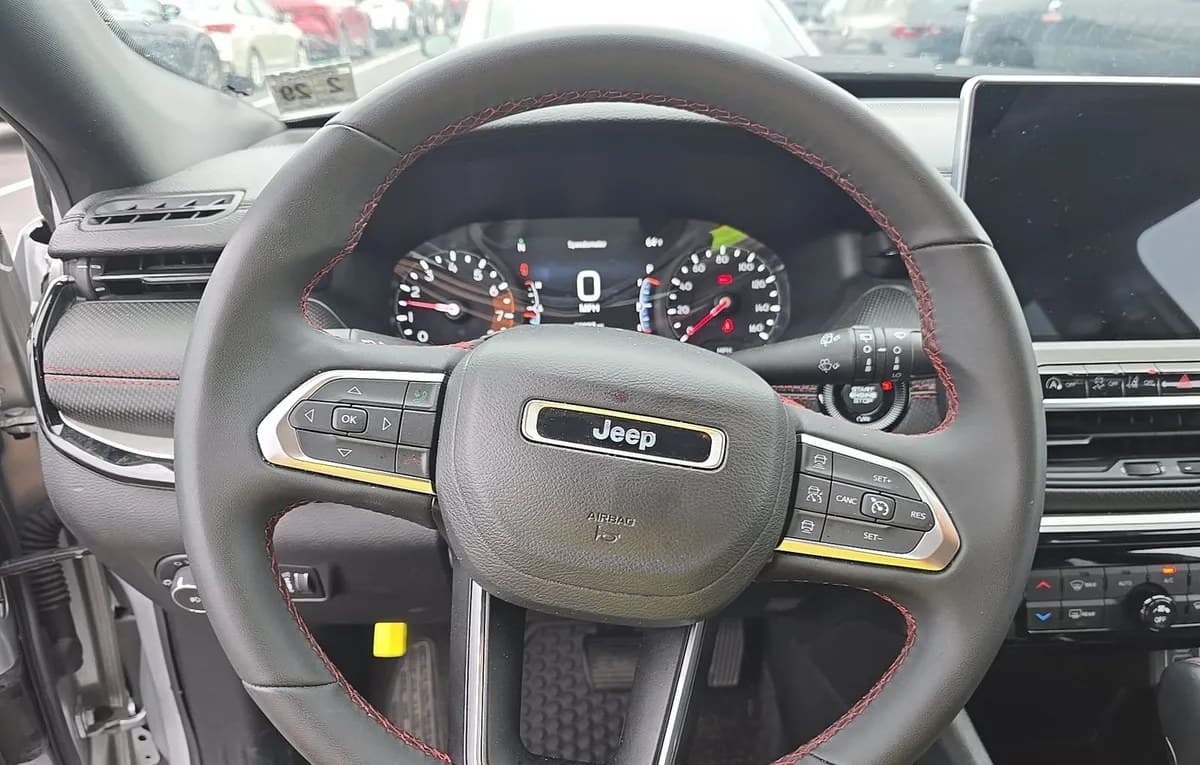 2025 JEEP COMPASS Trailhawk 7