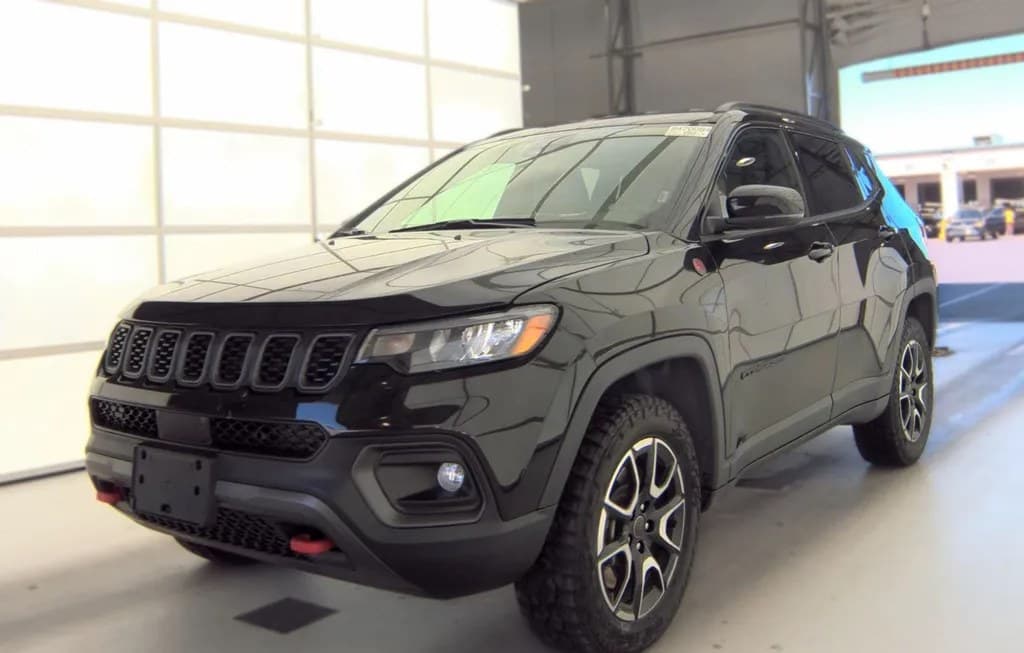 2025 JEEP COMPASS TRAILHAWK 1