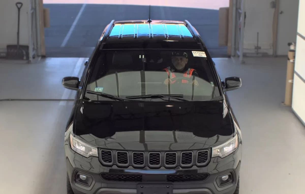 2025 JEEP COMPASS TRAILHAWK 3