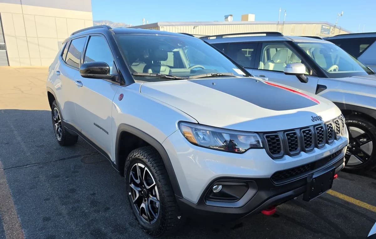 2025 JEEP COMPASS Trailhawk 4