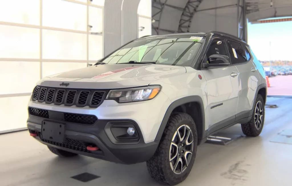 2025 JEEP COMPASS TRAILHAWK 1