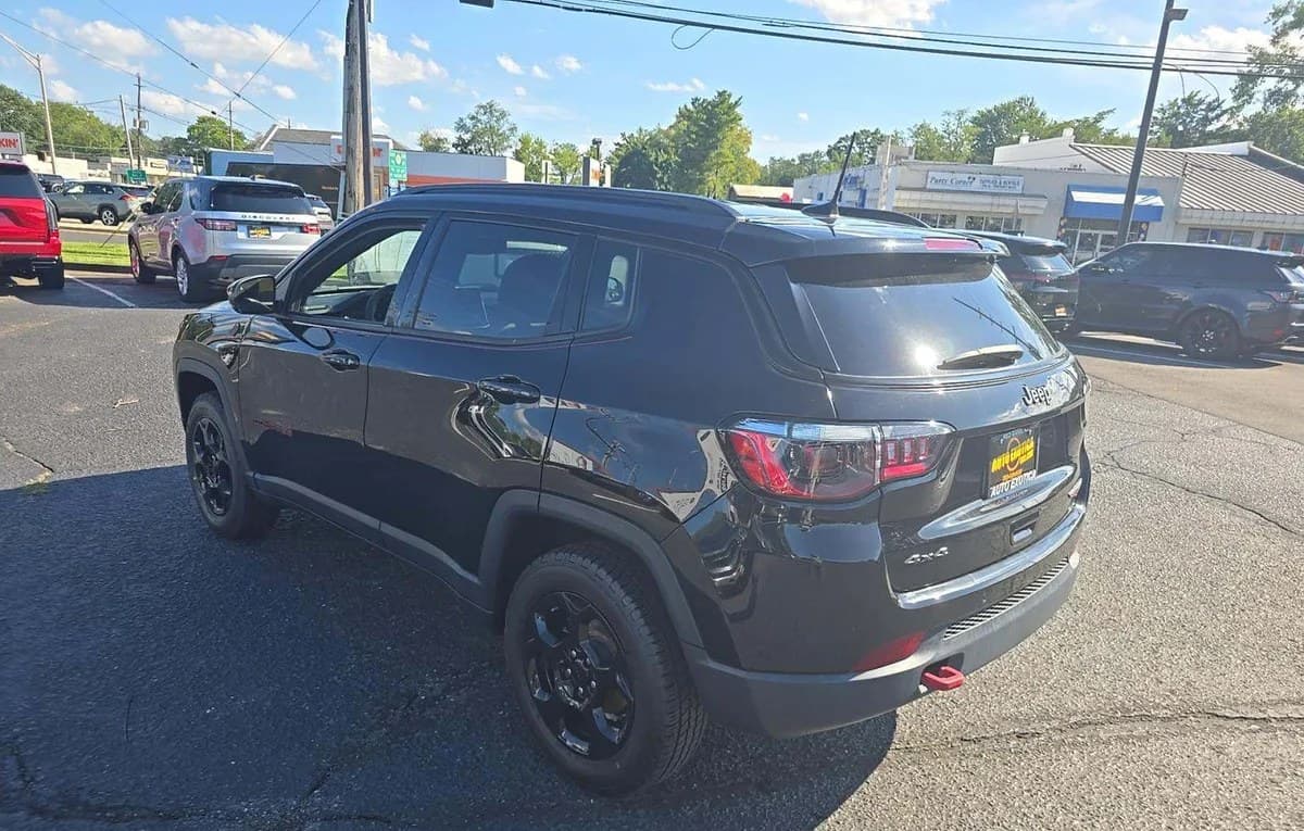 2023 JEEP COMPASS Trailhawk 3