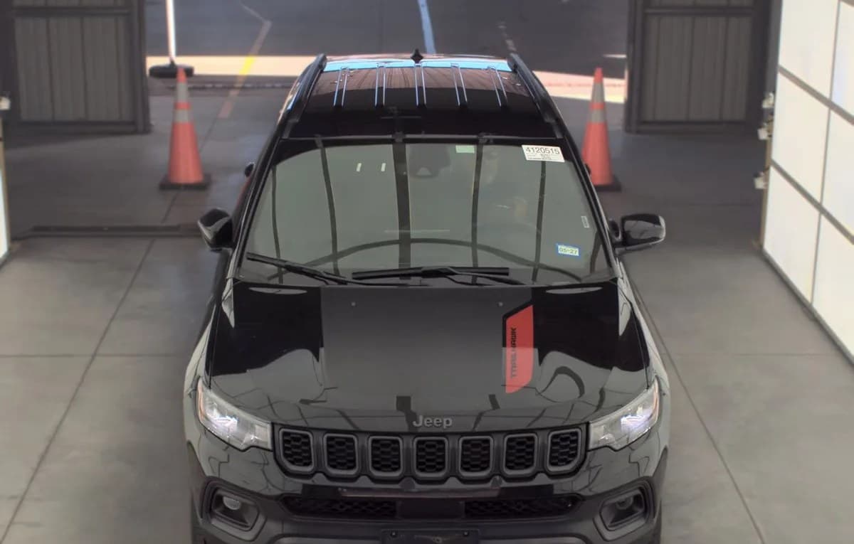 2025 JEEP COMPASS TRAILHAWK 3
