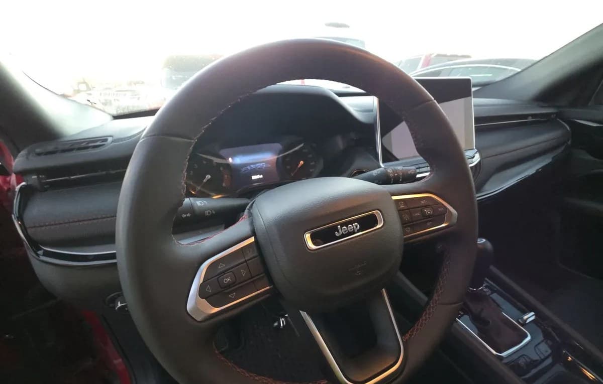 2025 JEEP COMPASS Trailhawk 7