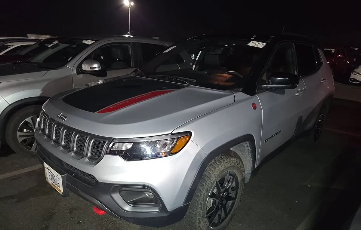 2025 JEEP COMPASS Trailhawk 2