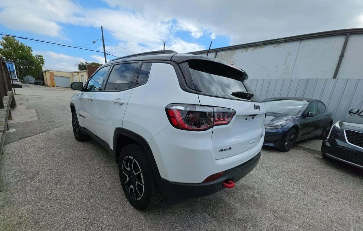 2025 JEEP COMPASS Trailhawk 3