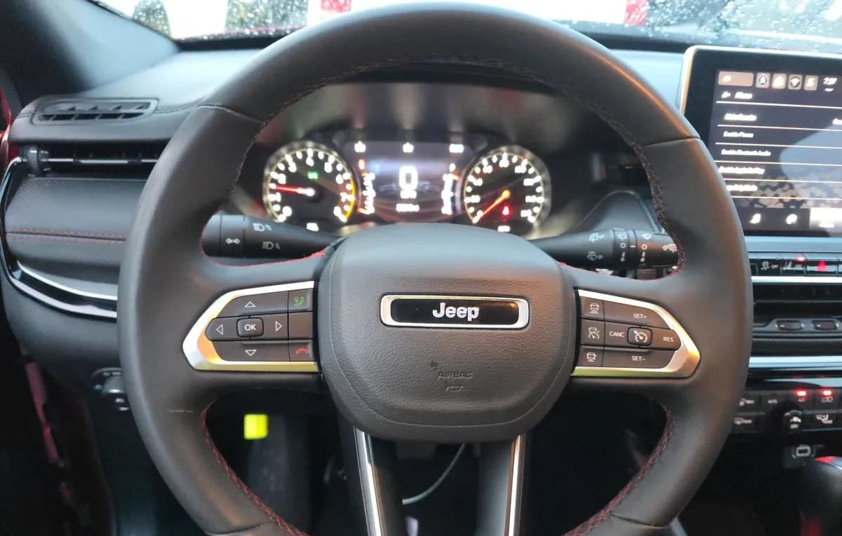 2025 JEEP COMPASS Trailhawk 7