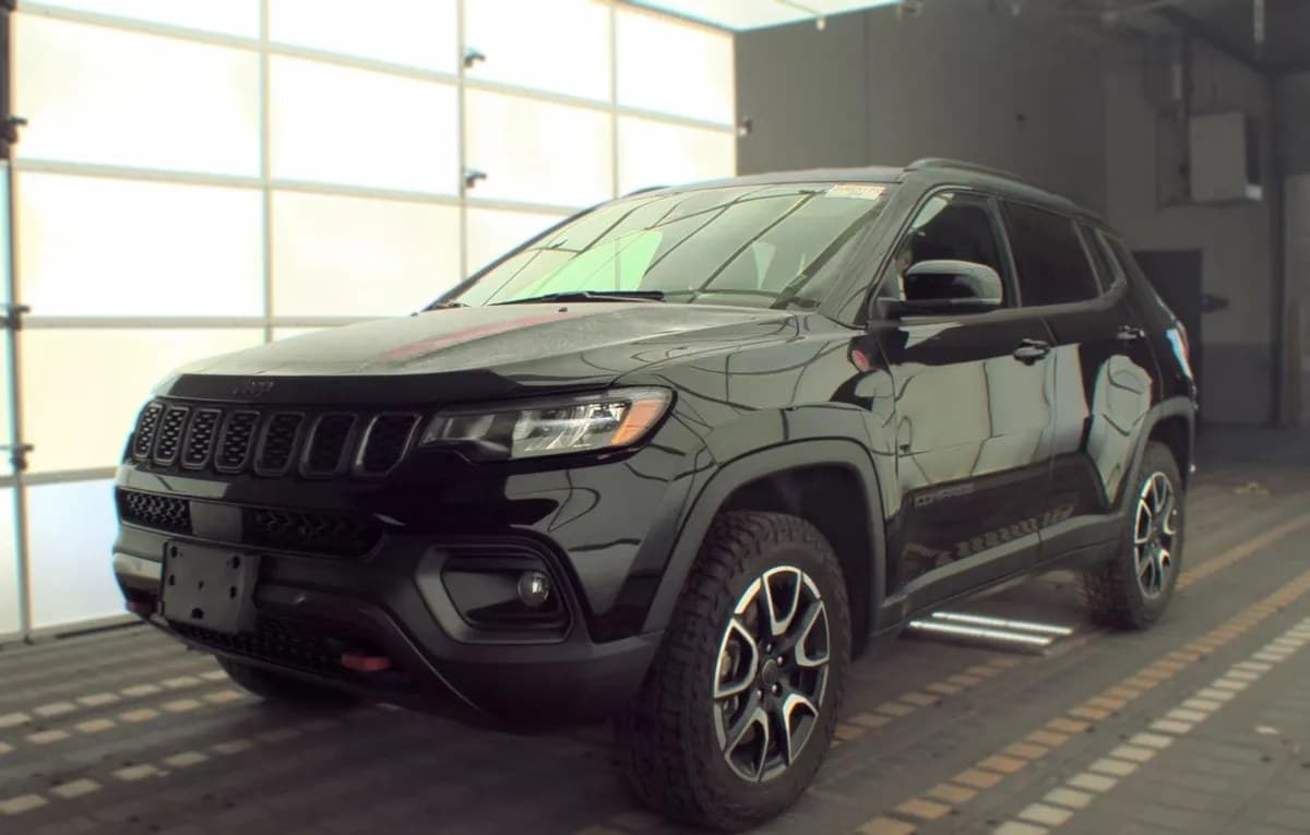 2025 JEEP COMPASS Trailhawk 2