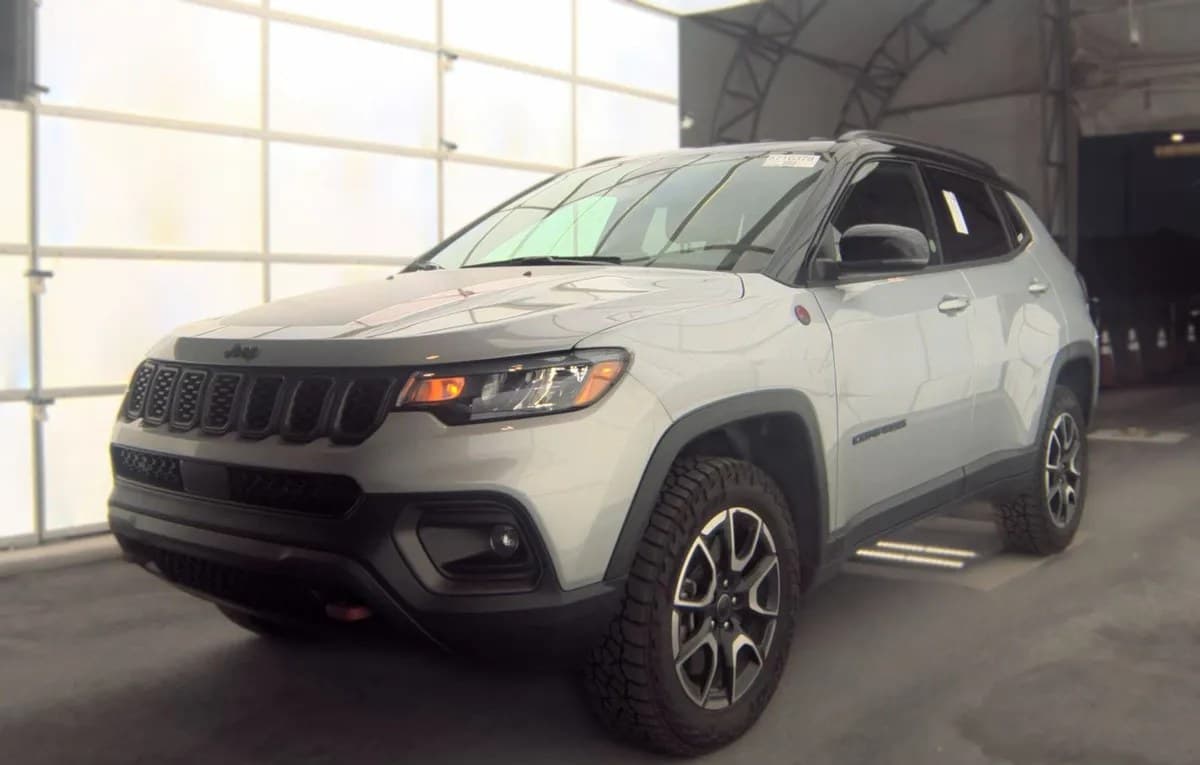 2025 JEEP COMPASS Trailhawk 2