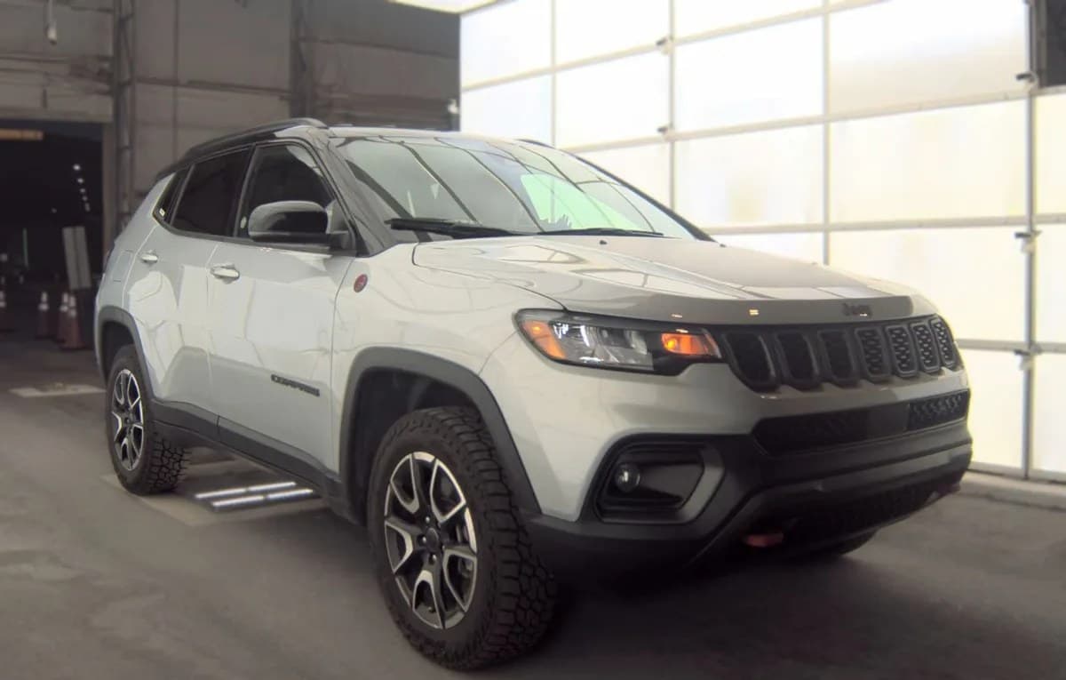 2025 JEEP COMPASS Trailhawk 4