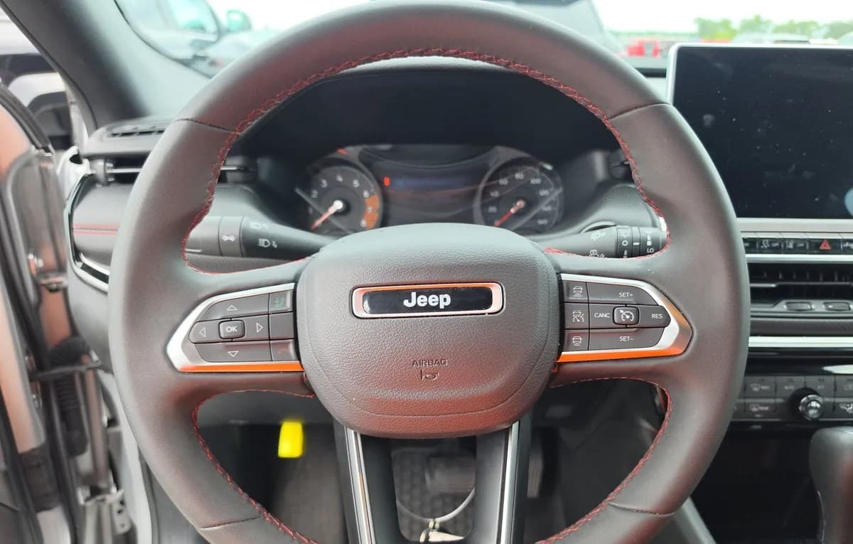 2025 JEEP COMPASS Trailhawk 7