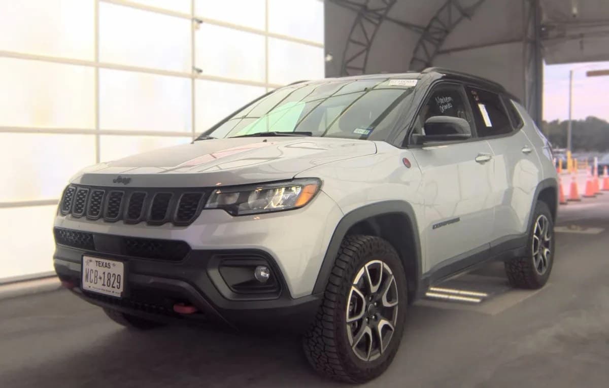 2025 JEEP COMPASS Trailhawk 2