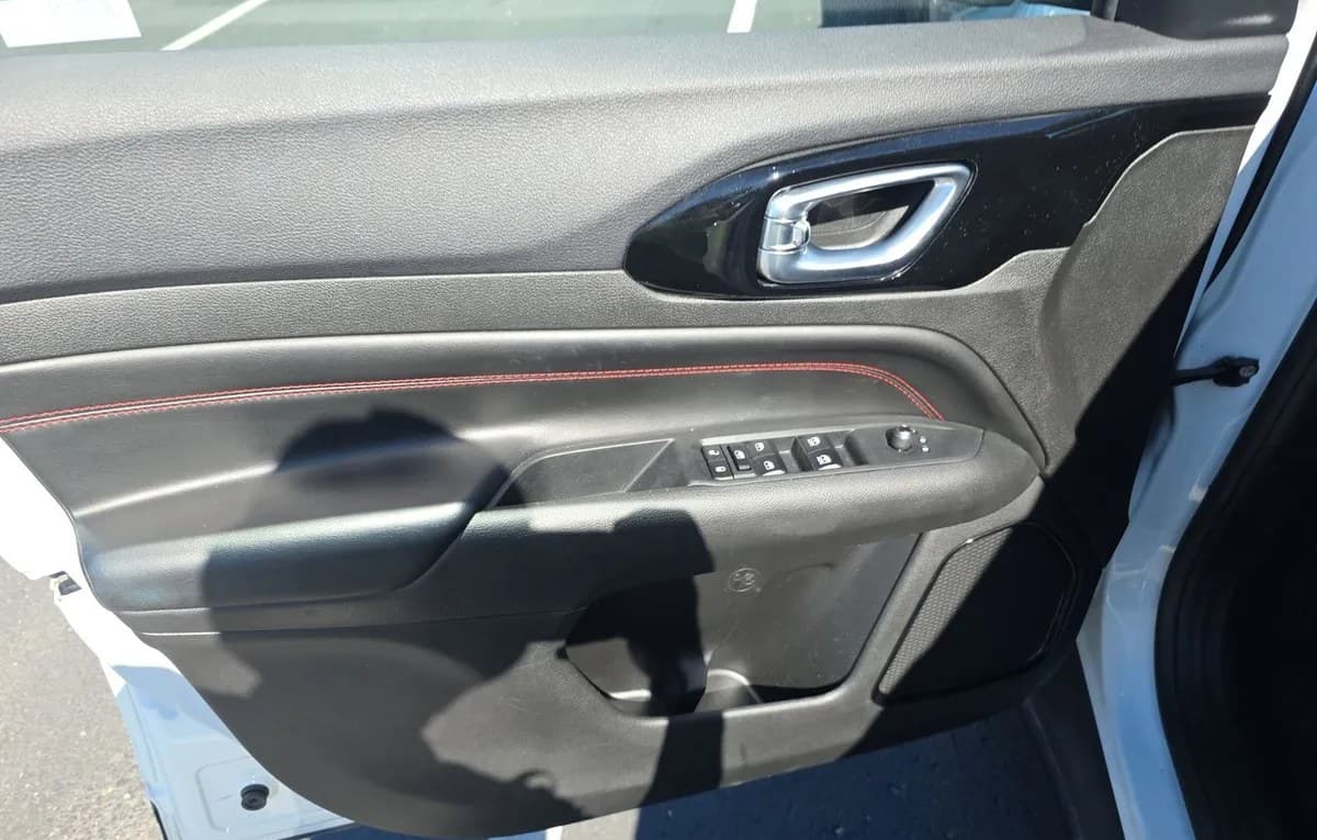 2025 JEEP COMPASS Trailhawk 6