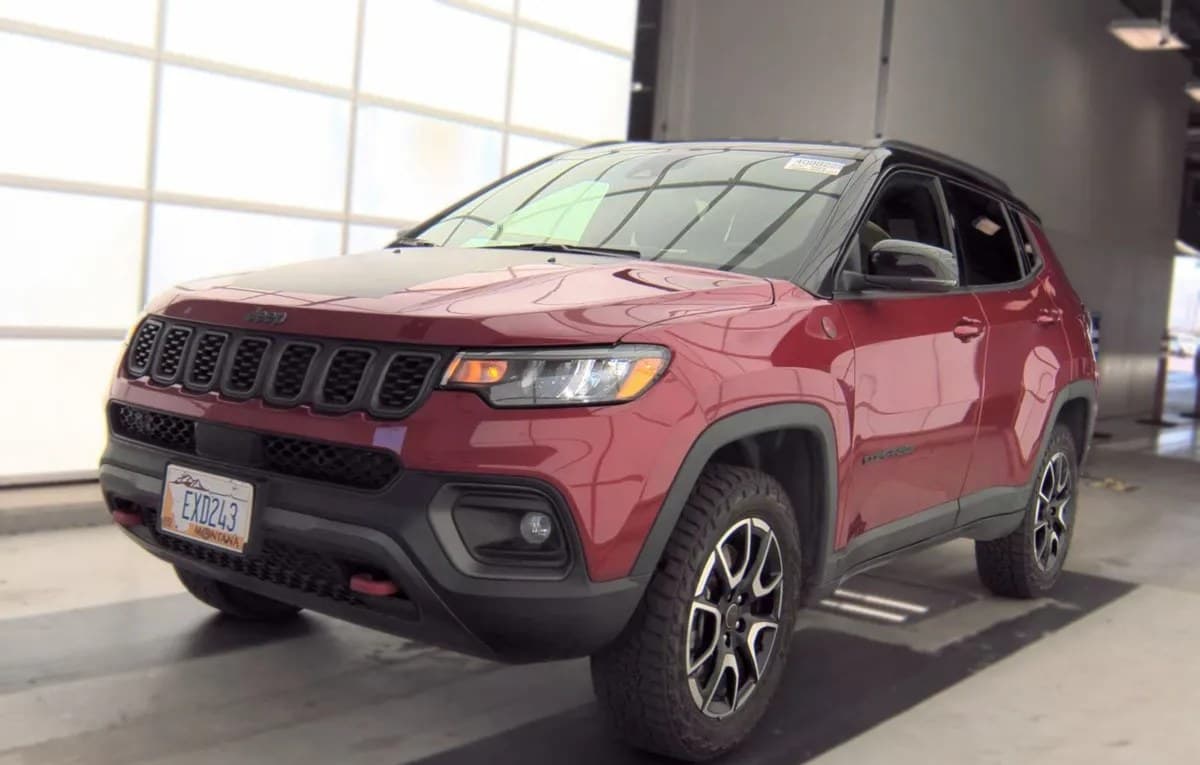 2025 JEEP COMPASS Trailhawk 2