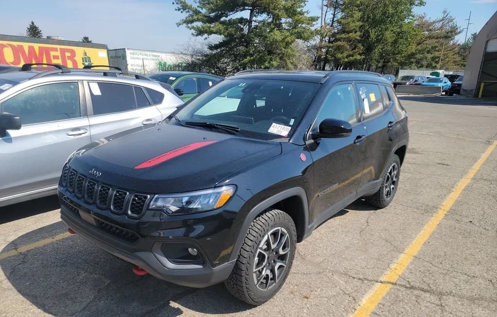 2025 JEEP COMPASS TRAILHAWK 1
