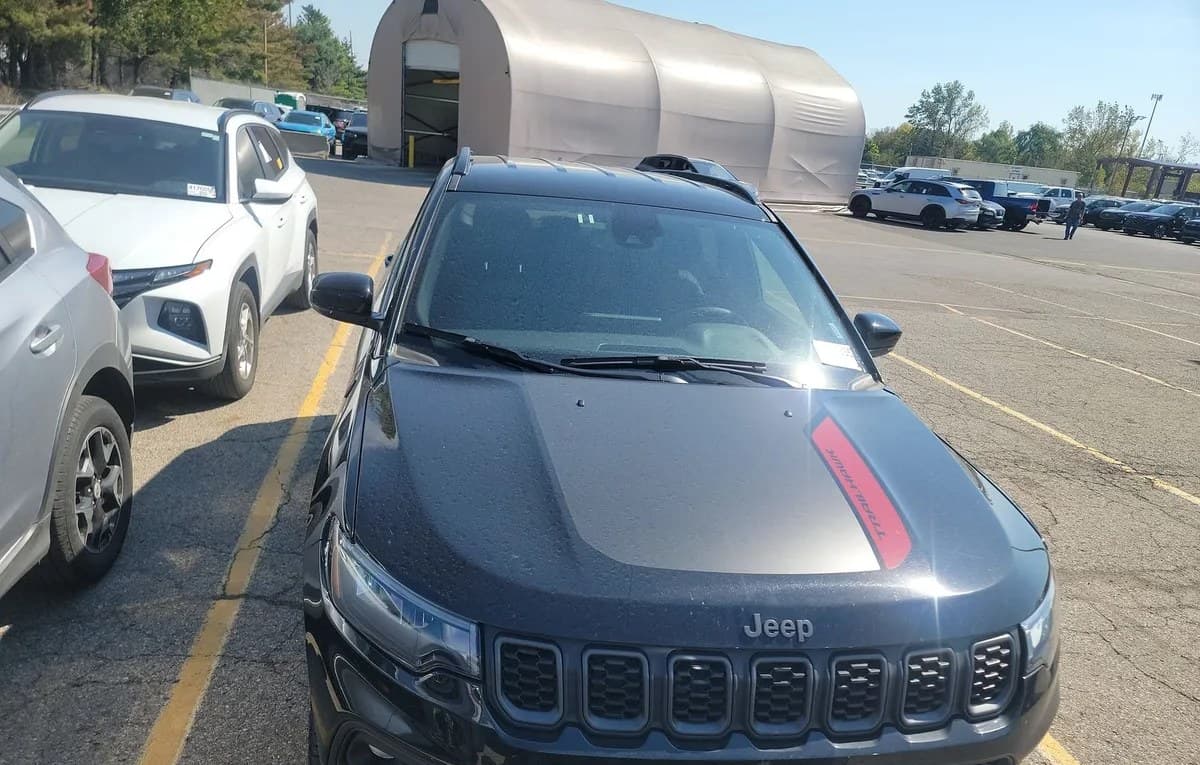 2025 JEEP COMPASS TRAILHAWK 3