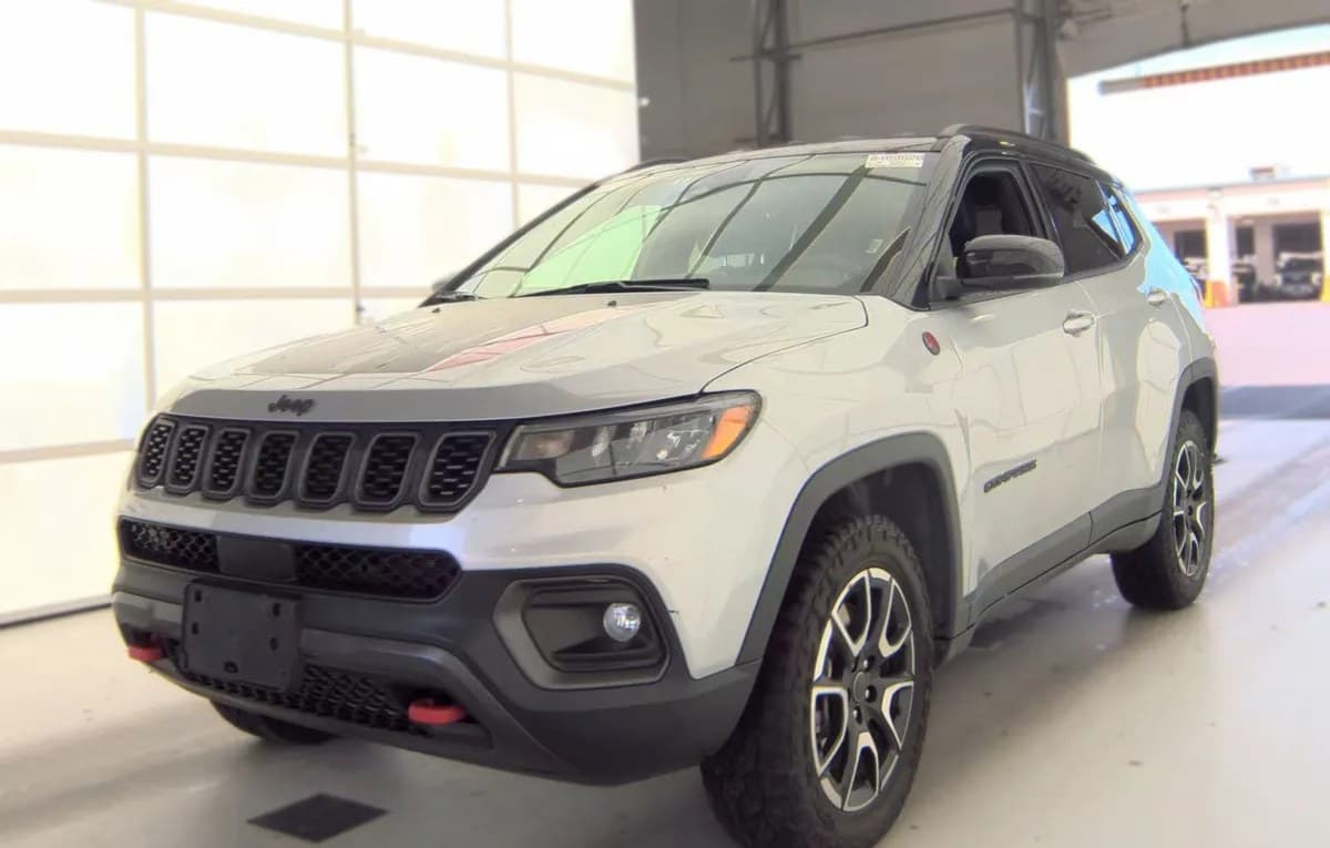 2025 JEEP COMPASS Trailhawk 2