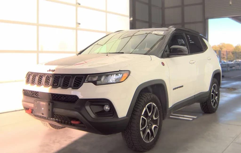 2025 JEEP COMPASS TRAILHAWK 1