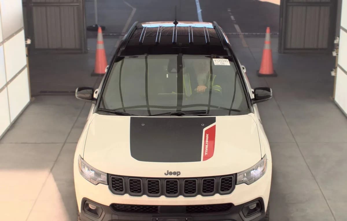 2025 JEEP COMPASS TRAILHAWK 3