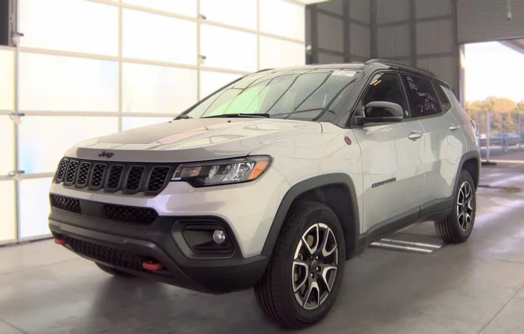 2025 JEEP COMPASS TRAILHAWK 1