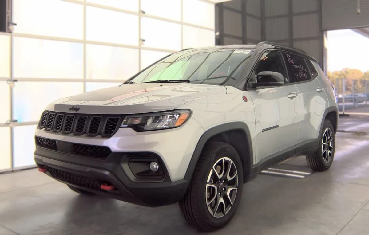2025 JEEP COMPASS TRAILHAWK 2