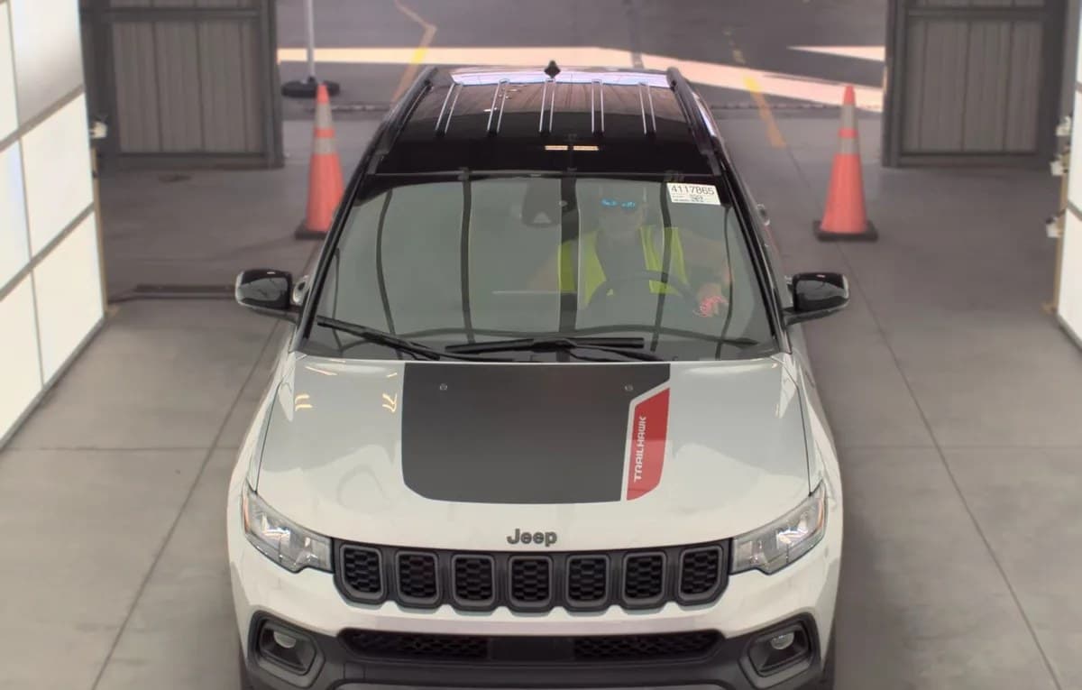 2025 JEEP COMPASS TRAILHAWK 3