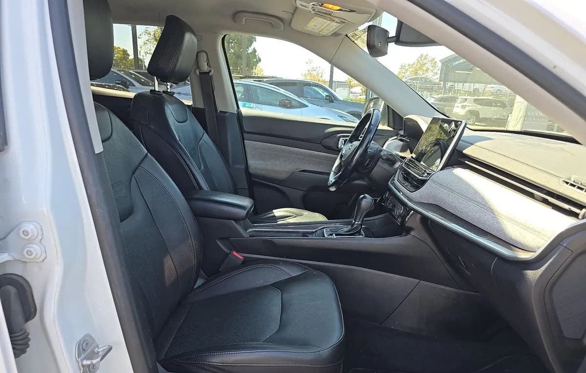 2022 JEEP COMPASS LATITUDE Lux 5