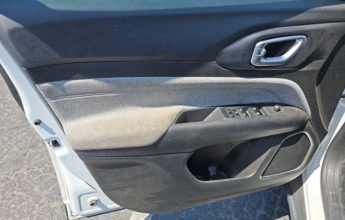 2022 JEEP COMPASS LATITUDE Lux 6