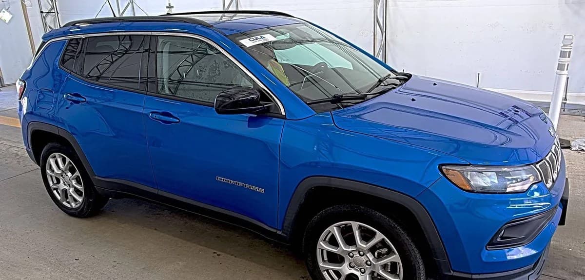 2022 JEEP COMPASS LATITUDE Lux 4