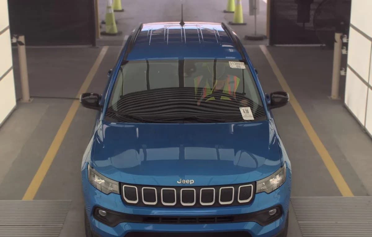 2022 JEEP COMPASS LATITUDE LUX 3