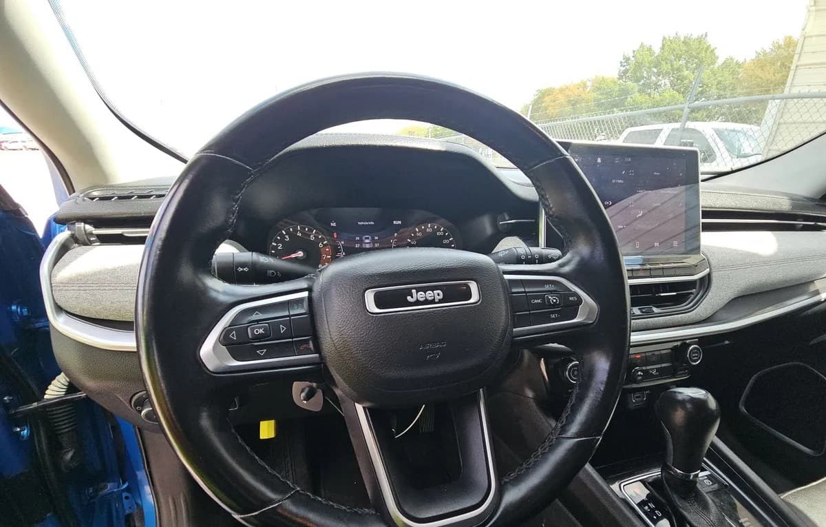 2022 JEEP COMPASS LATITUDE LUX 7