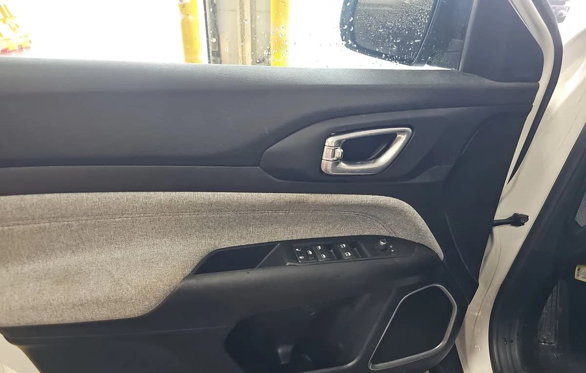 2022 JEEP COMPASS LATITUDE Lux 6