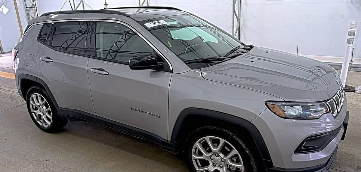 2022 JEEP COMPASS LATITUDE Lux 4