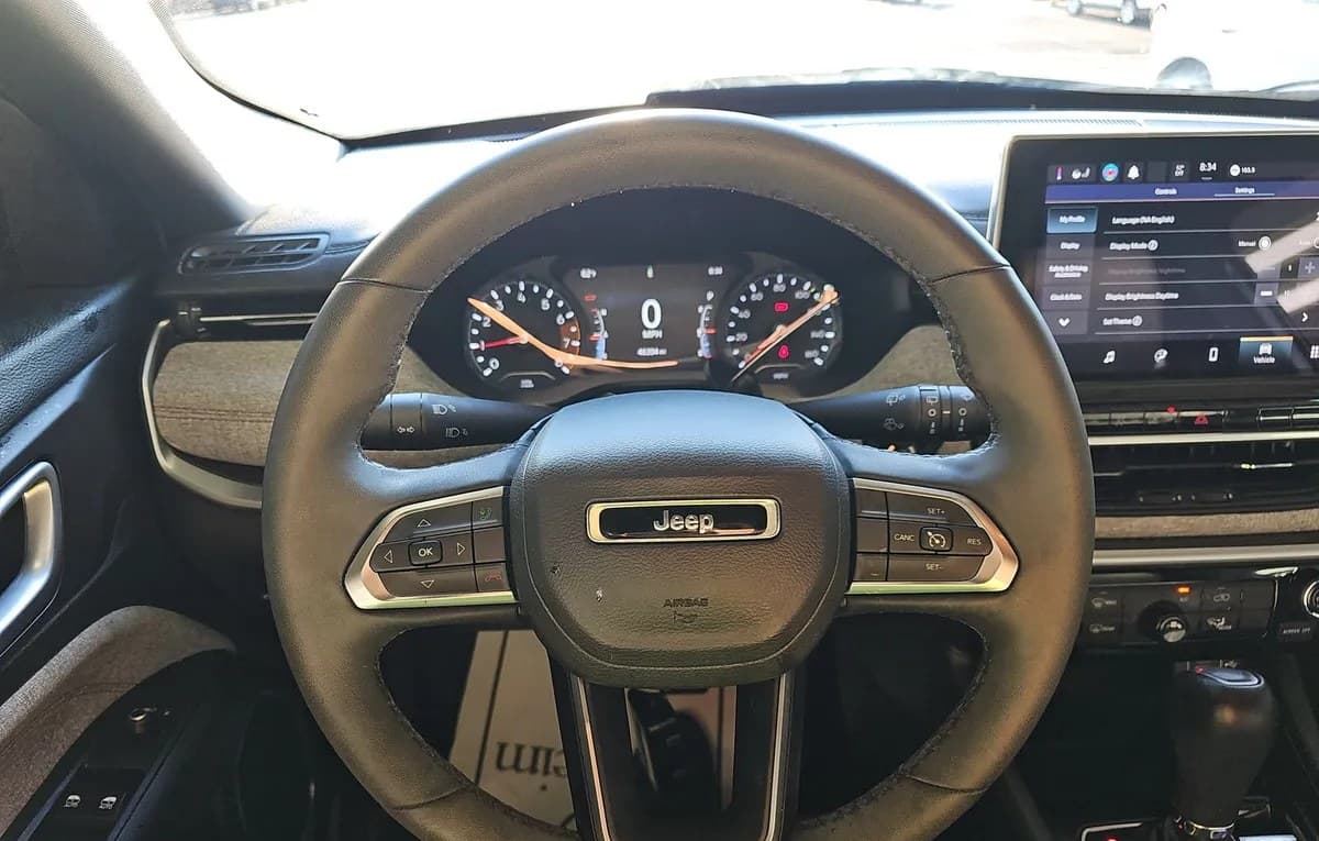 2023 JEEP COMPASS LATITUDE Lux 7