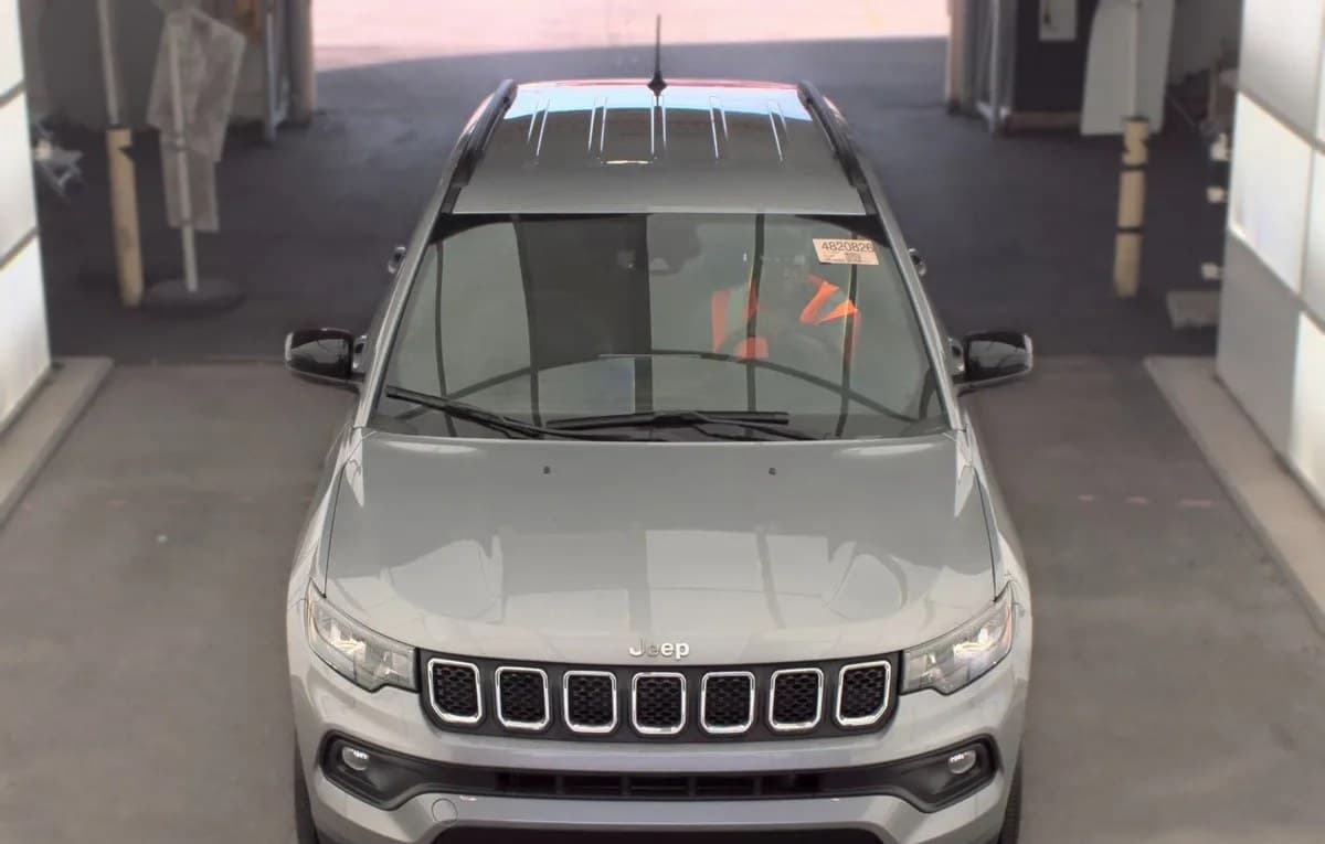 2023 JEEP COMPASS LATITUDE Lux 3
