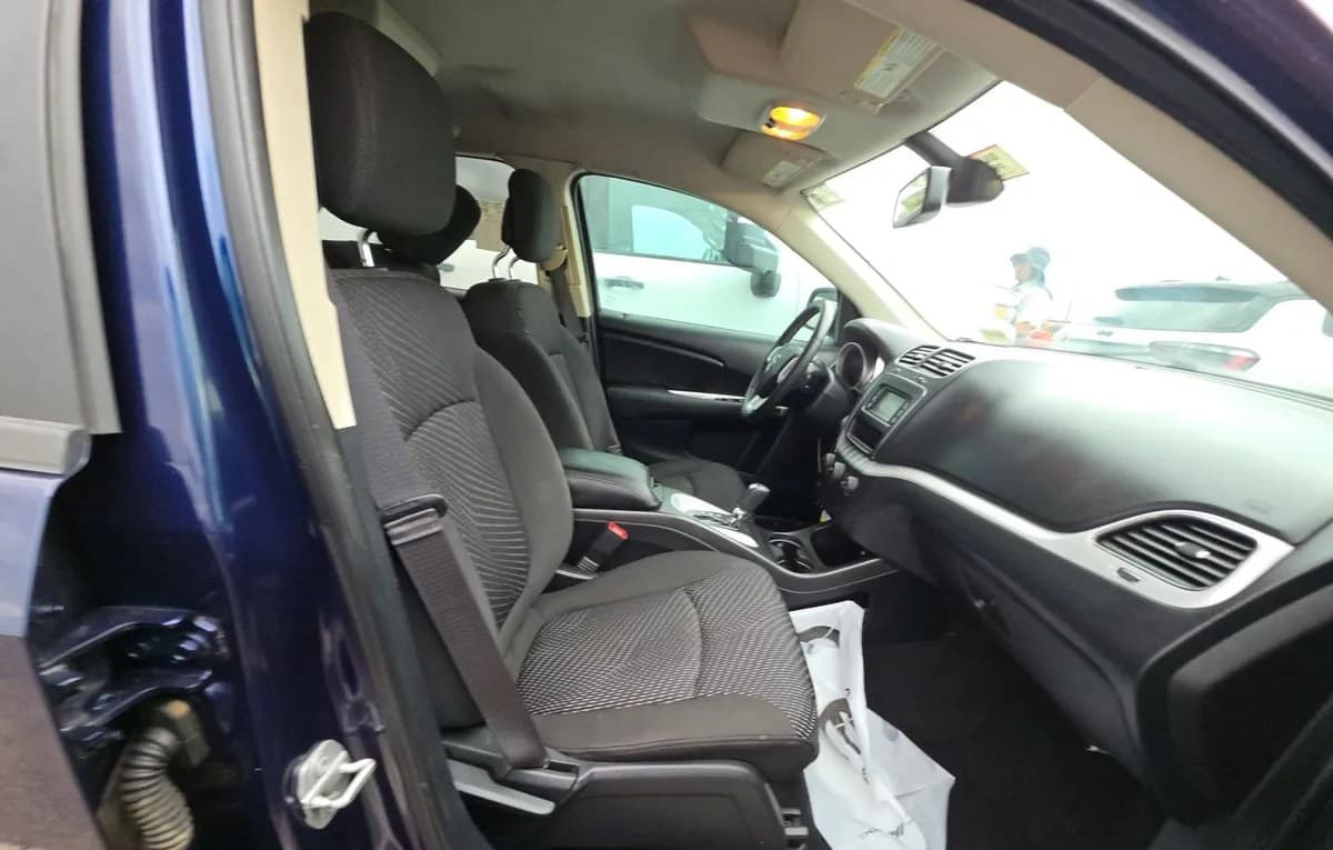 2020 DODGE JOURNEY SE Value 5