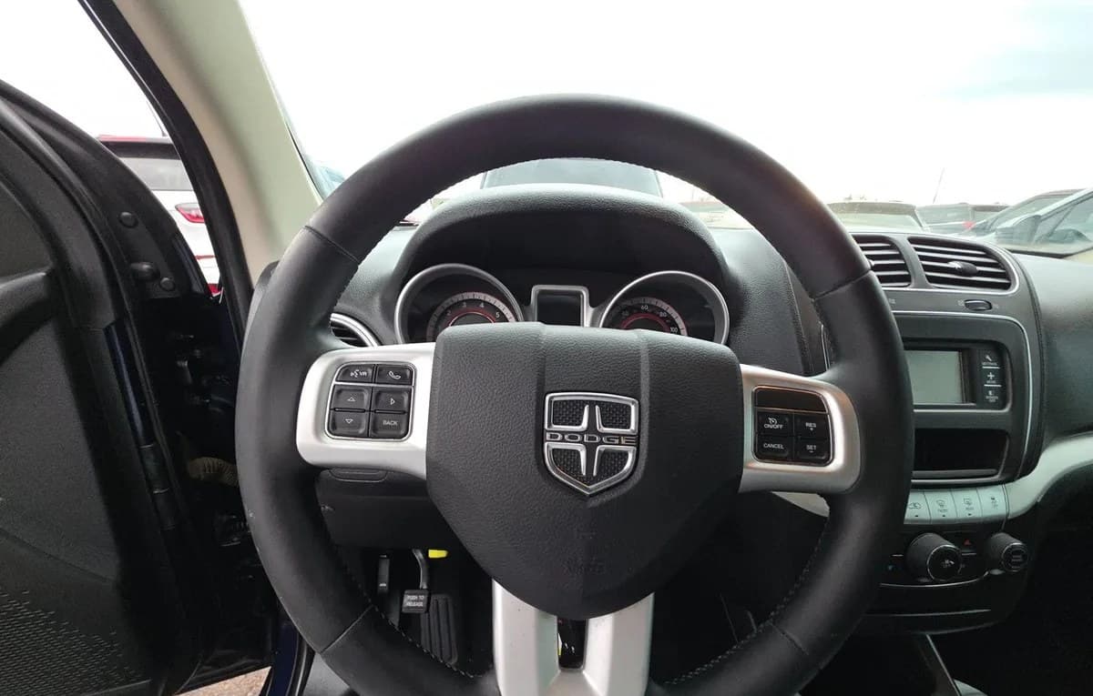 2020 DODGE JOURNEY SE Value 7