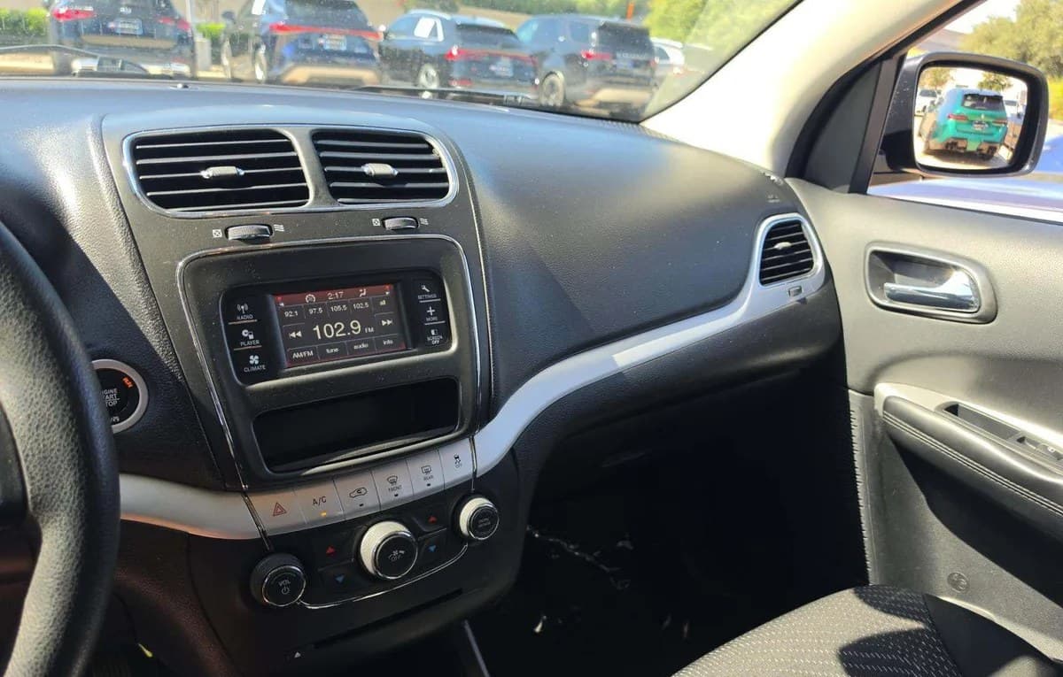 2020 DODGE JOURNEY SE Value 7
